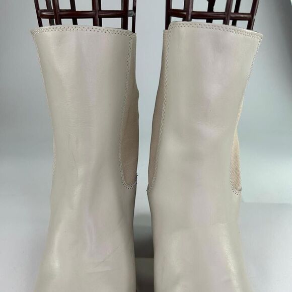 Crown Vintage Pimmy Bootie Women's US 8.5 M Beige Leather Heels Chelsea Boots - Picture 8 of 15